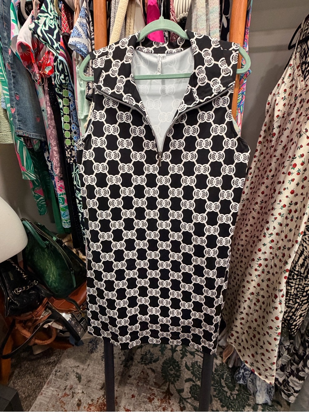 LuLu B Black & White Chain-Link Print Sleeveless Dress